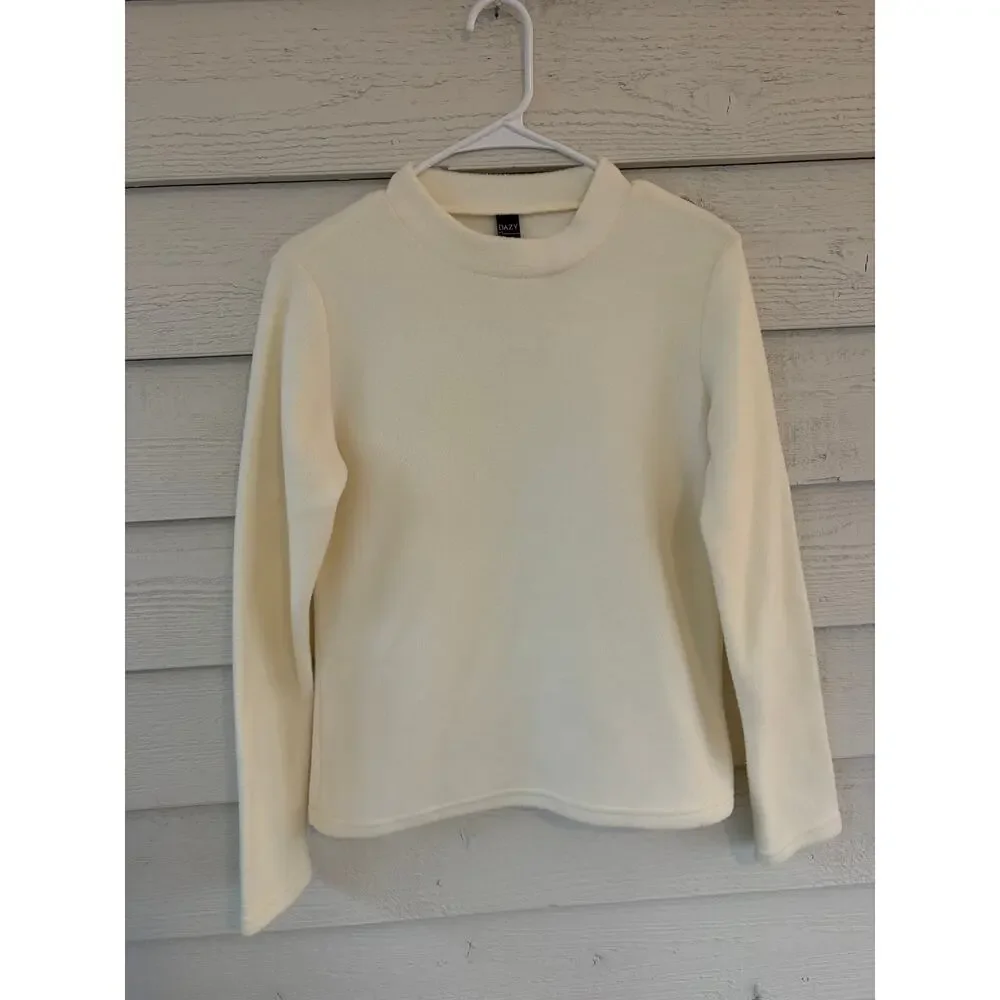 DAZY Cream Fleece Mock Neck Pullover Sweater Size Small Soft Cozy Top - Picture 2 of 6